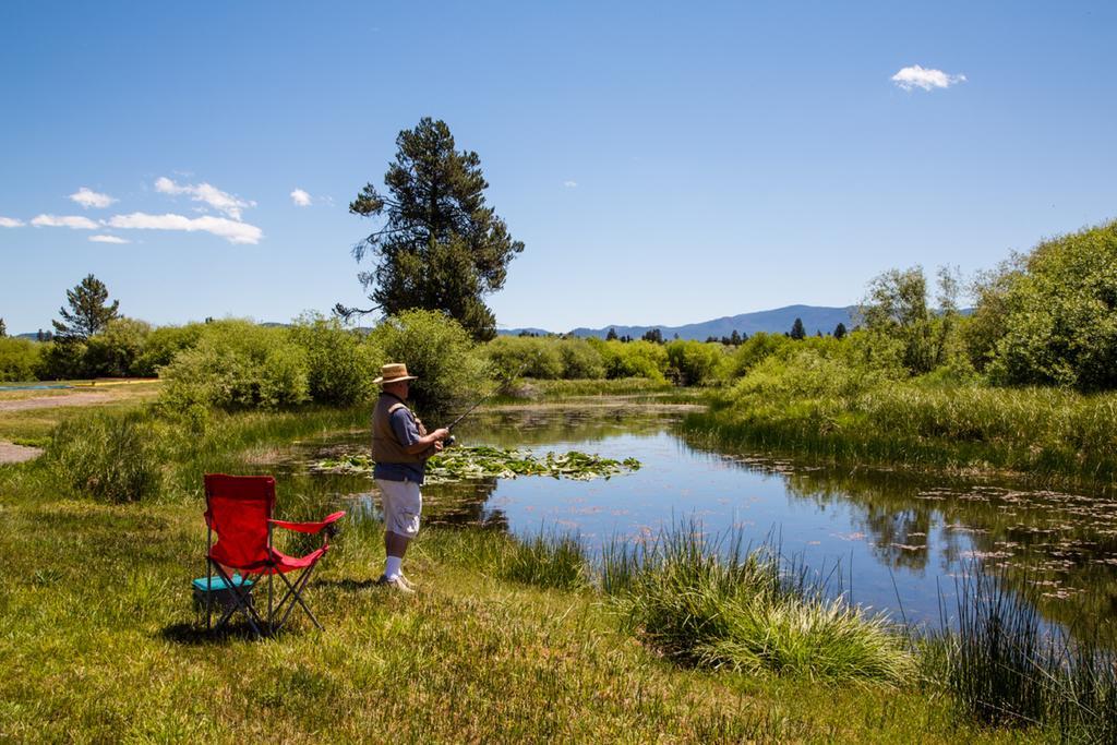 Bend-Sunriver Camping Resort 24 Ft. Yurt 16 Exteriör bild