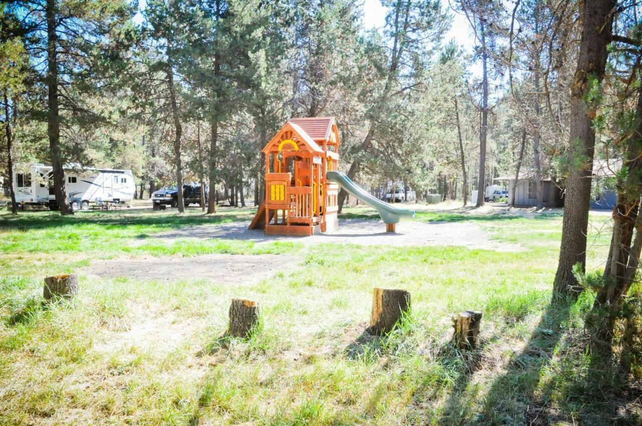 Bend-Sunriver Camping Resort 24 Ft. Yurt 16 Exteriör bild