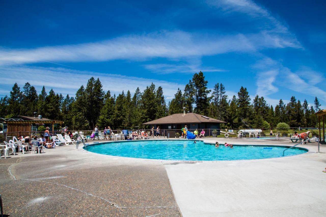 Bend-Sunriver Camping Resort 24 Ft. Yurt 16 Exteriör bild